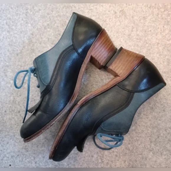 Wolverine by Samantha Pleet Nesbit Kiltie Leather Oxford 7.5 B 1000 Mile Shoes - Picture 4 of 13